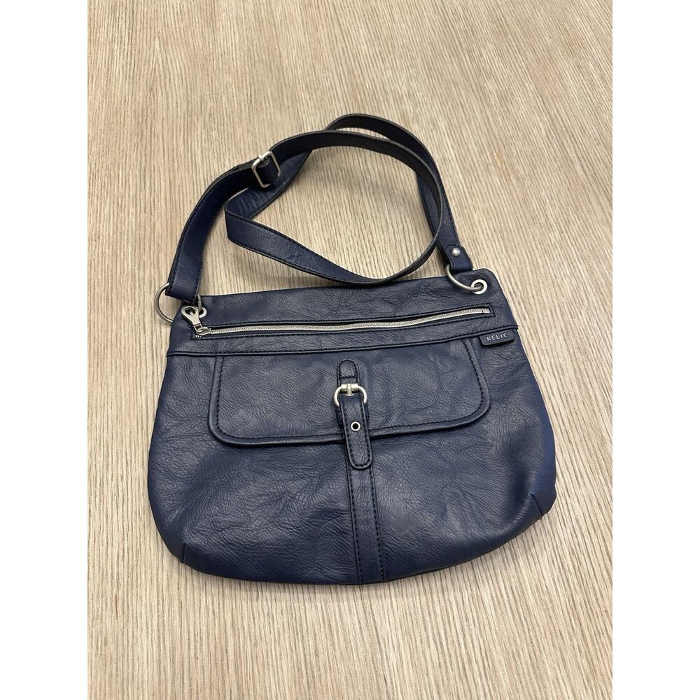 Relic Navy Vegan Crossbody Shoulder Bag Multi Pocket Casual Everyday Minimalist